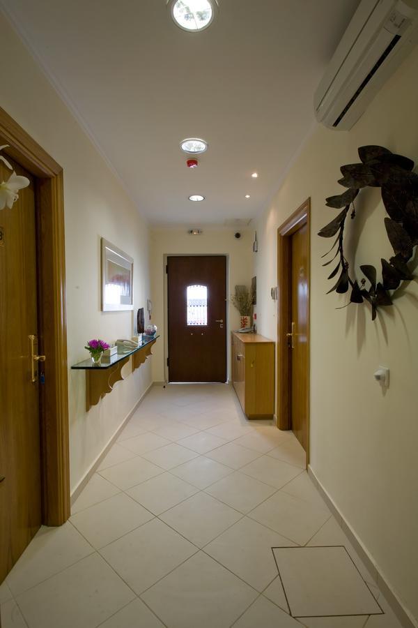 Andria Suites Ándros Екстериор снимка