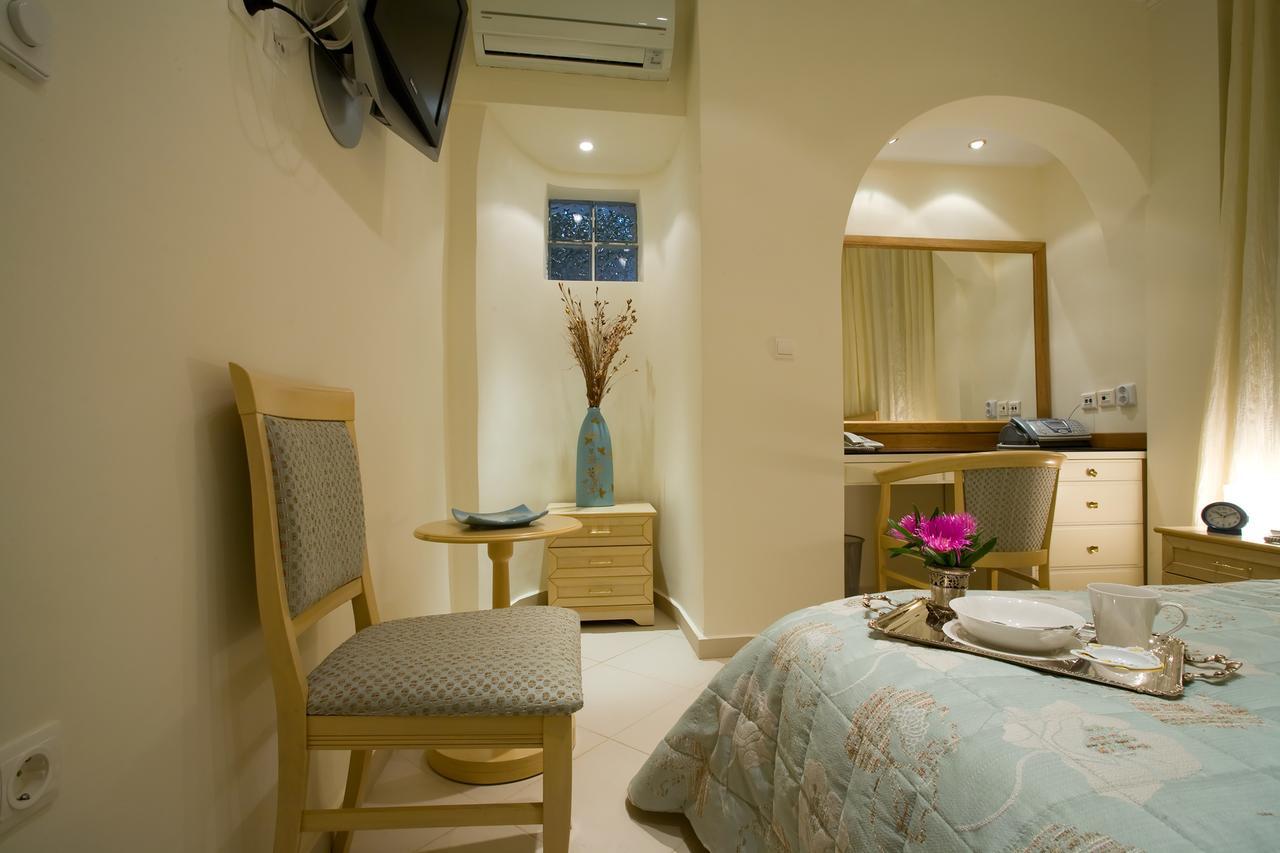 Andria Suites Ándros Екстериор снимка