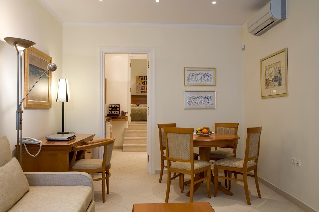 Andria Suites Ándros Екстериор снимка